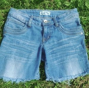 L.e.i jeans cut into shorts